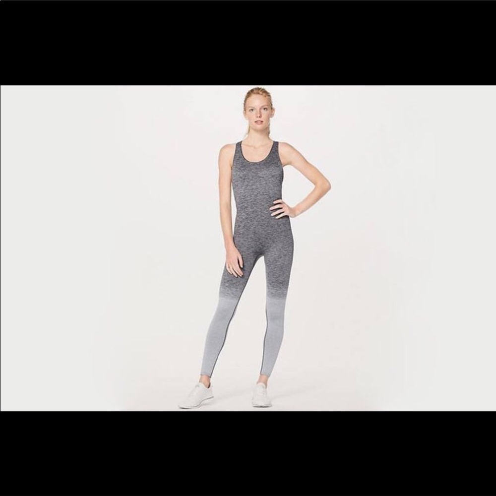 Lululemon - Picture 3 of 3